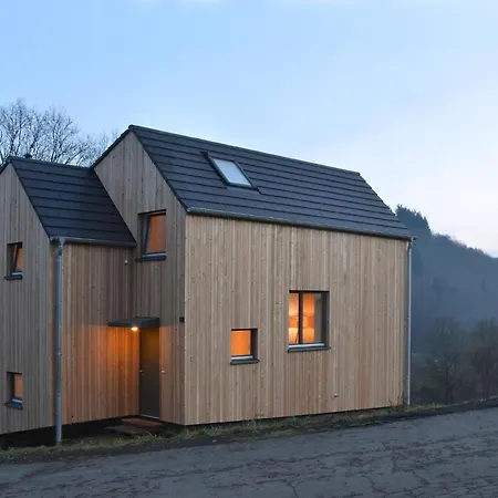 Moderner Holzhausneubau In Der Eifel * Schutz